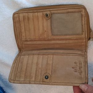 Milo leather wallet
